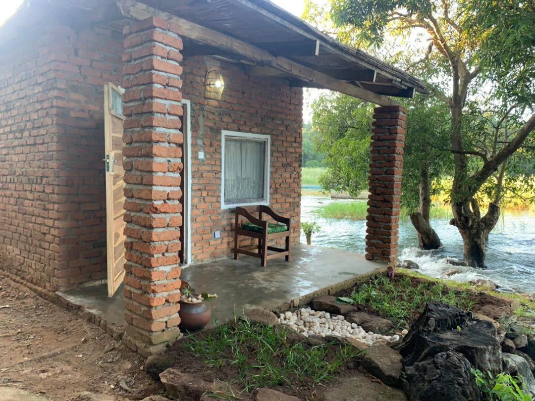 Soul Rebel Lodge & Backpackers Nkhata Bay Eksteriør bilde